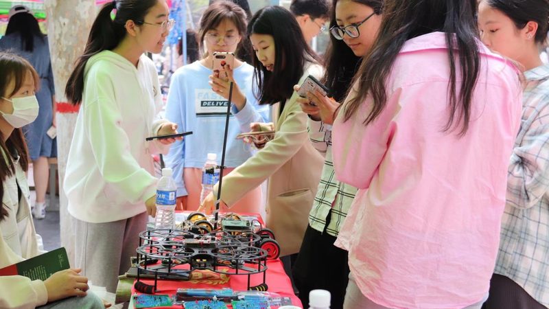 金融行业知识图谱抽取方案：构建金融领域智能洞察的基石